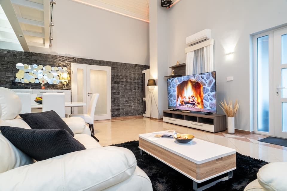 Villa Budapest Gold