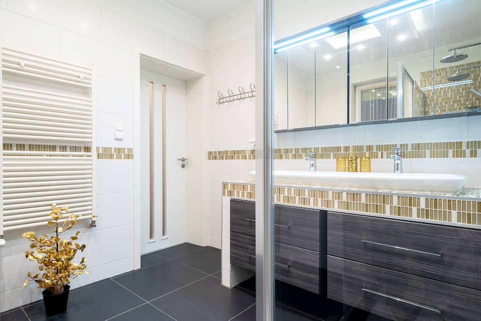 Villa Budapest Gold